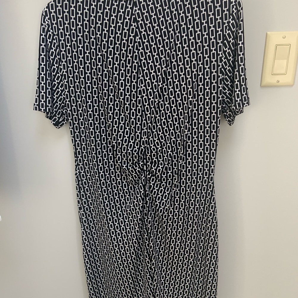 Dress - Picture 5 of 6